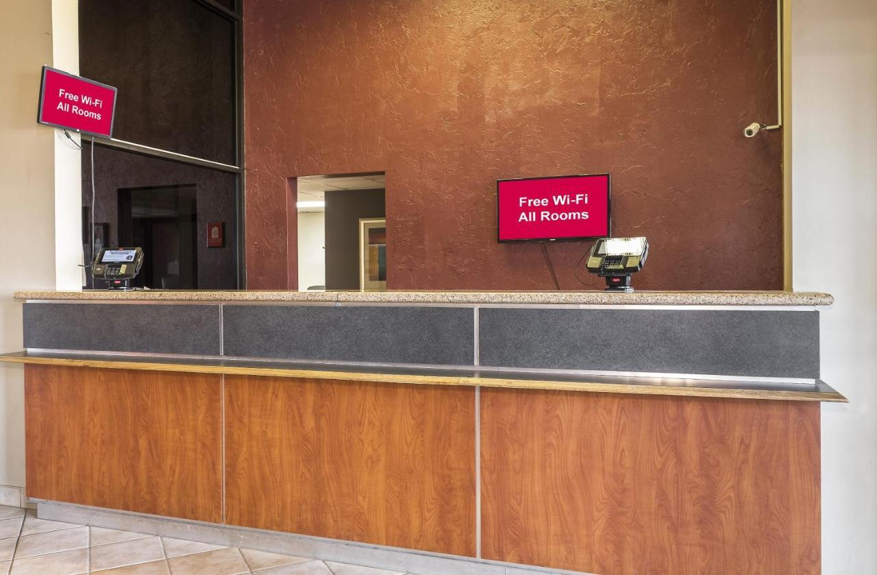 Red Roof Inn & Suites Cleveland - אליריה מראה חיצוני תמונה