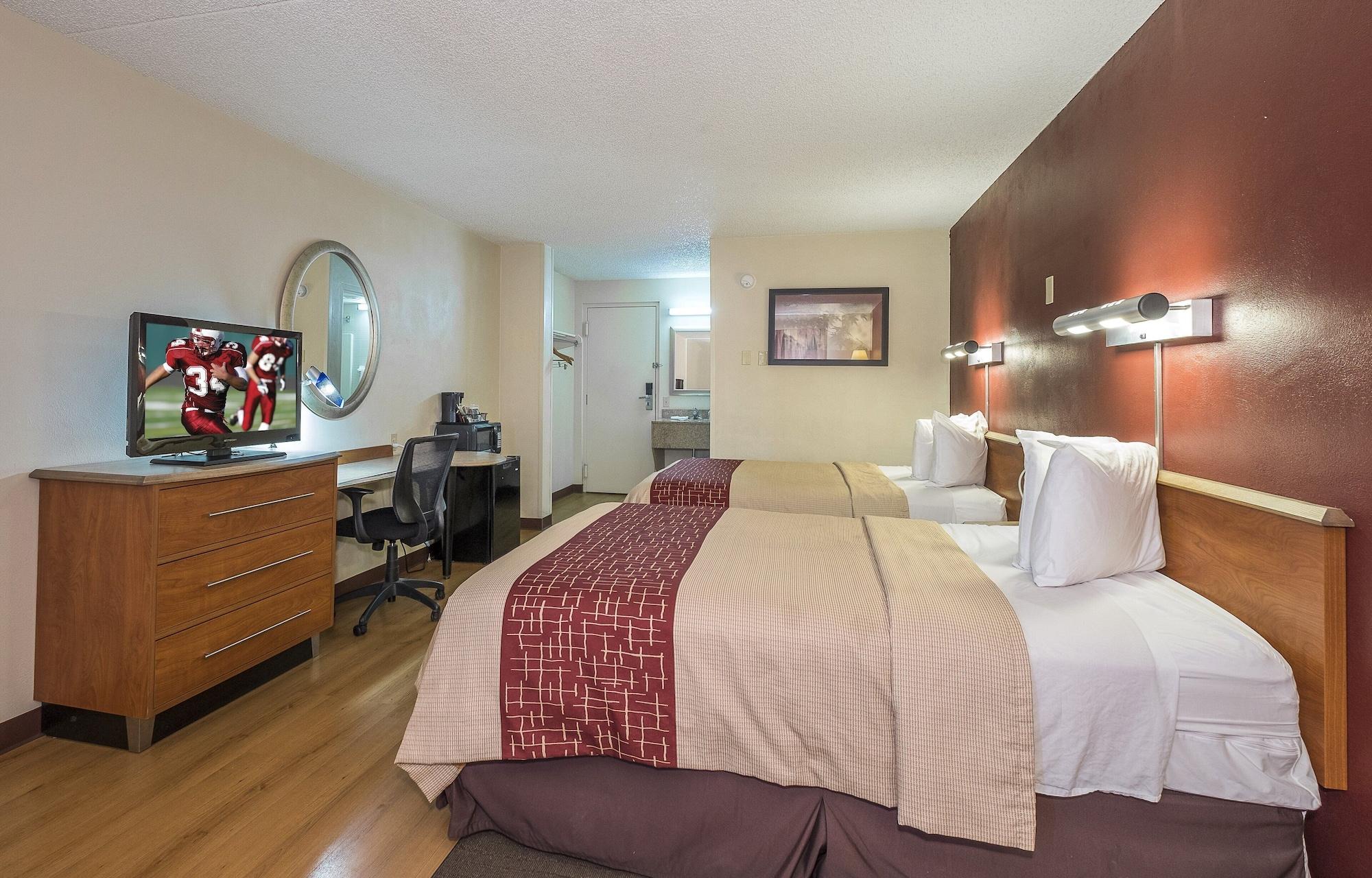 Red Roof Inn & Suites Cleveland - אליריה מראה חיצוני תמונה
