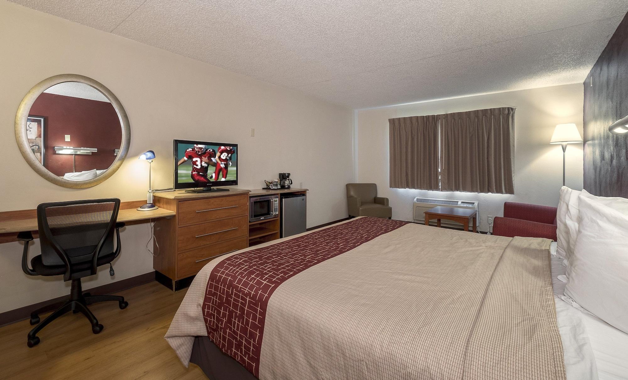Red Roof Inn & Suites Cleveland - אליריה מראה חיצוני תמונה