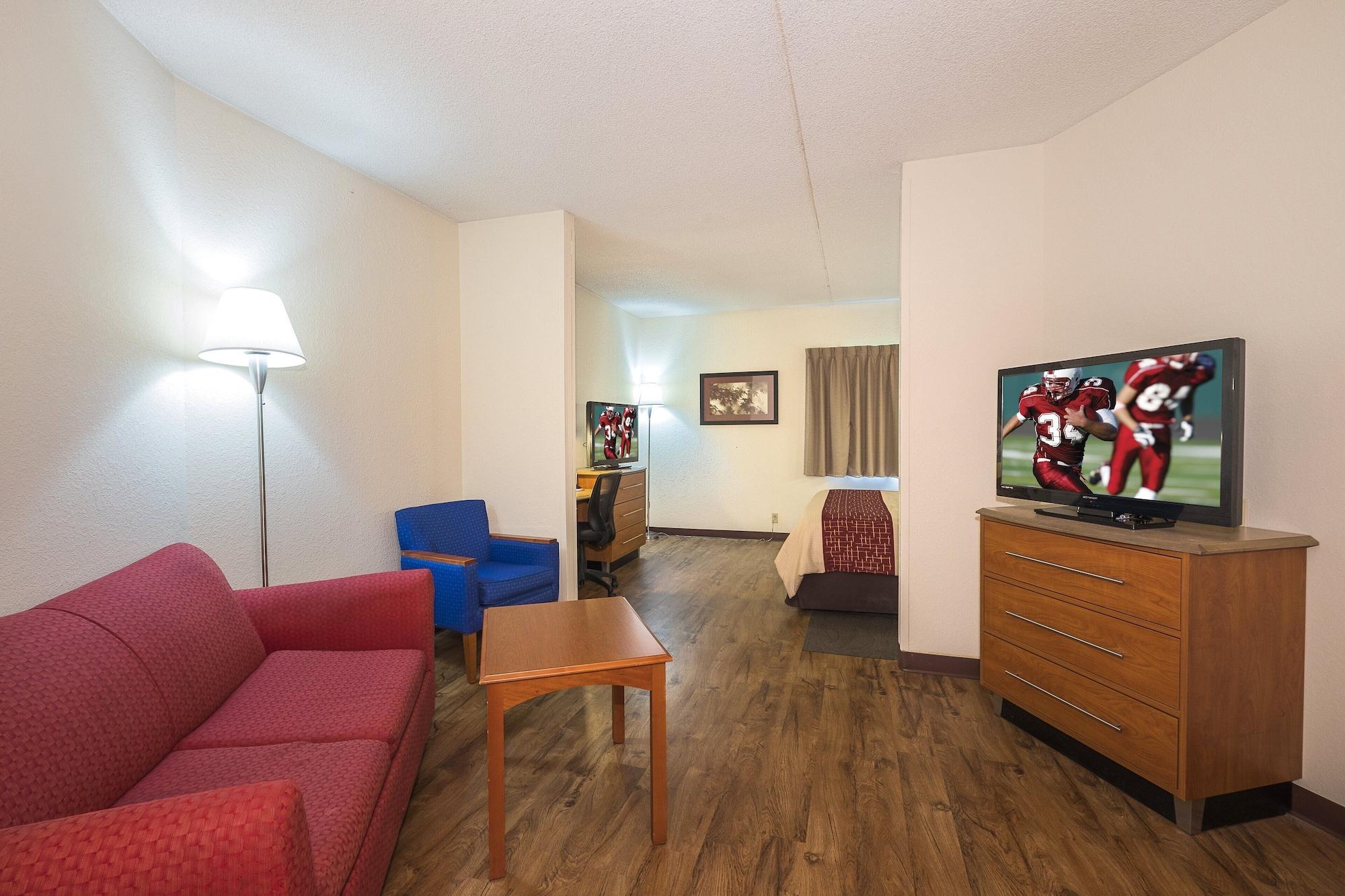 Red Roof Inn & Suites Cleveland - אליריה מראה חיצוני תמונה