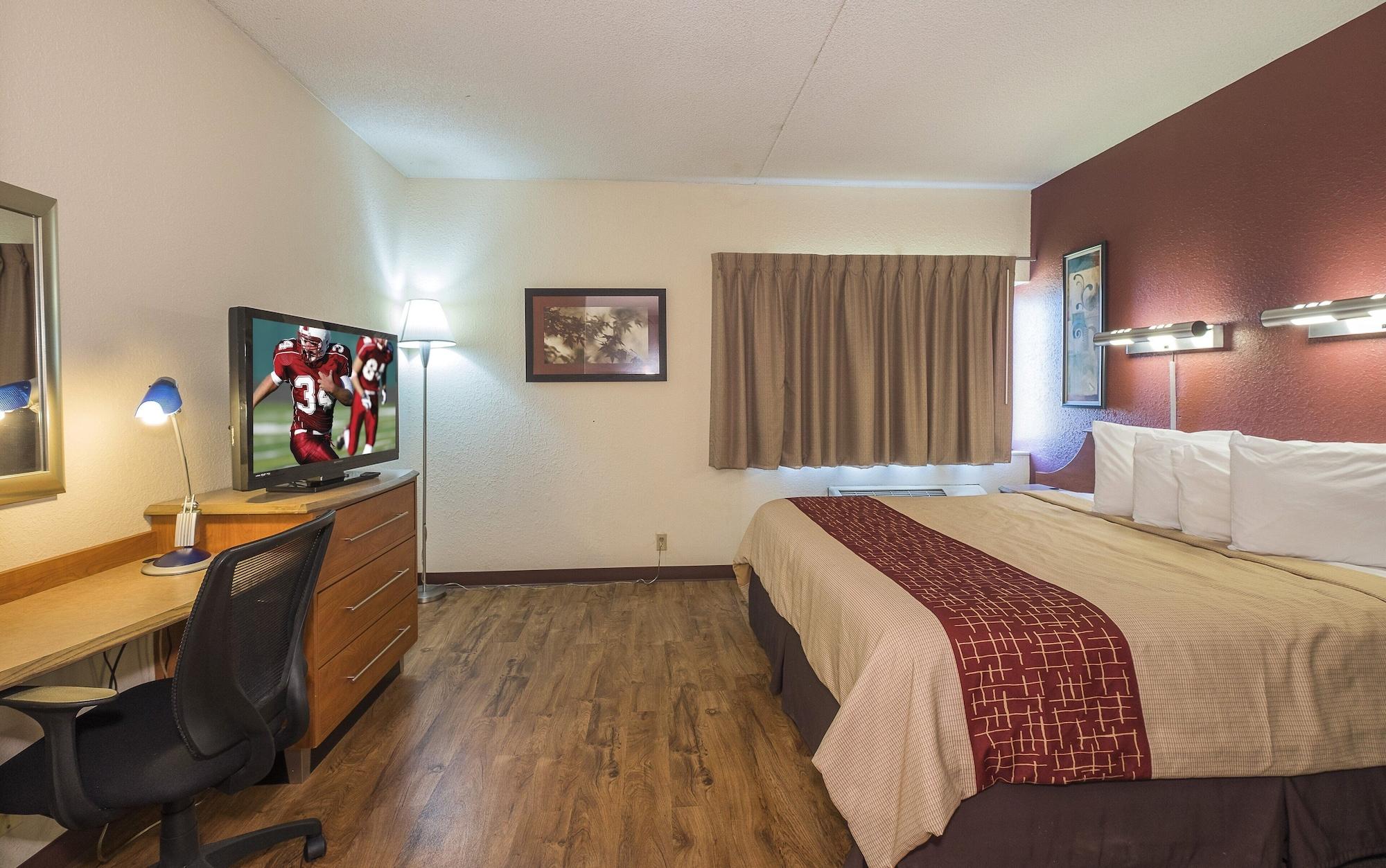 Red Roof Inn & Suites Cleveland - אליריה מראה חיצוני תמונה
