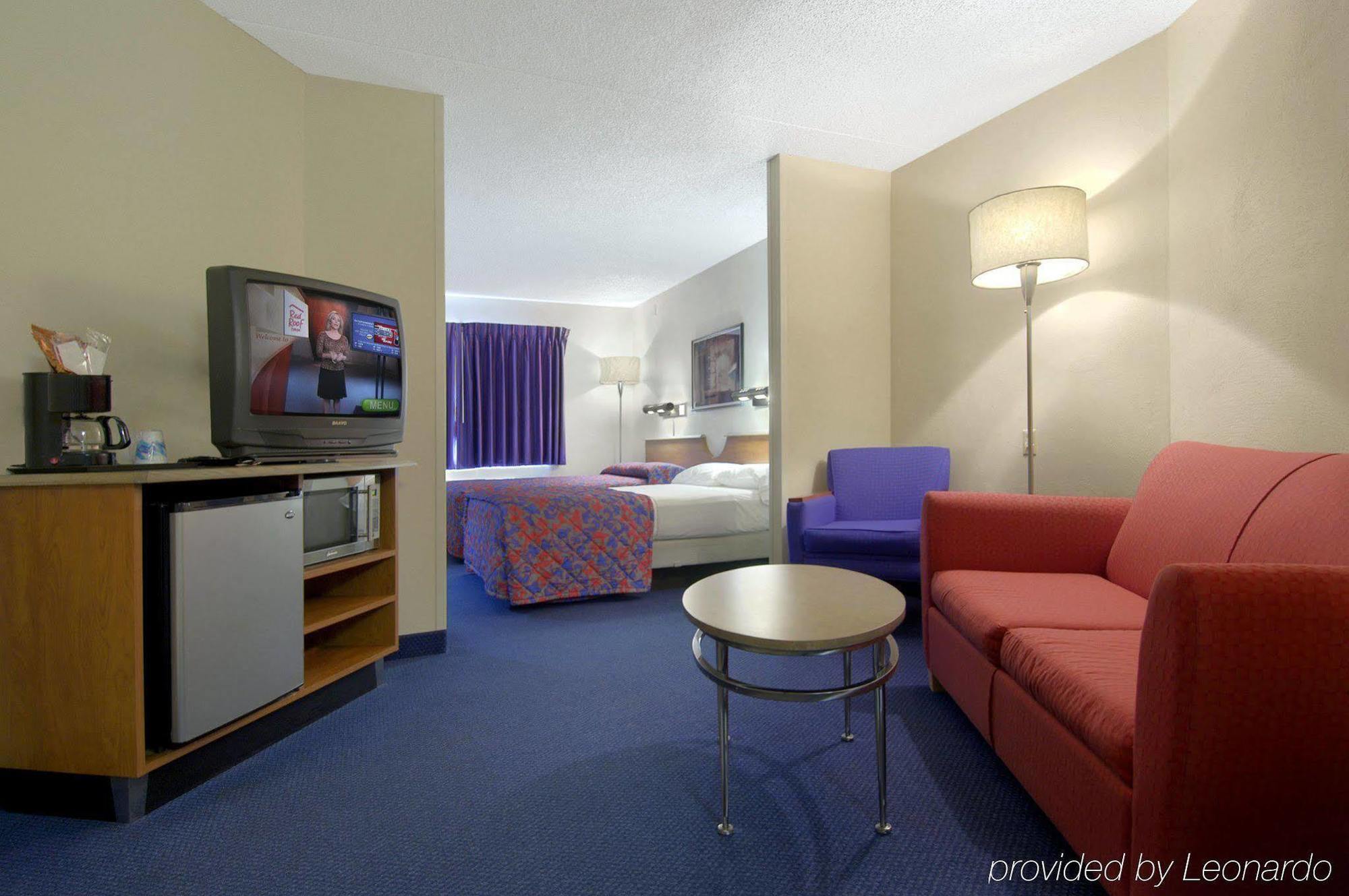 Red Roof Inn & Suites Cleveland - אליריה מראה חיצוני תמונה